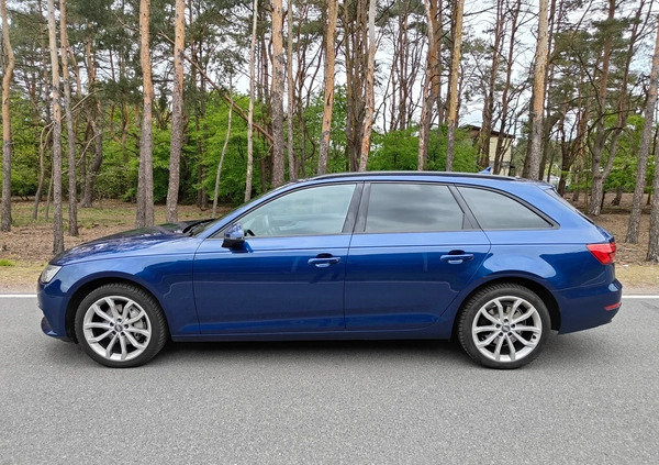 Audi A4 cena 84999 przebieg: 159500, rok produkcji 2016 z Warszawa małe 137